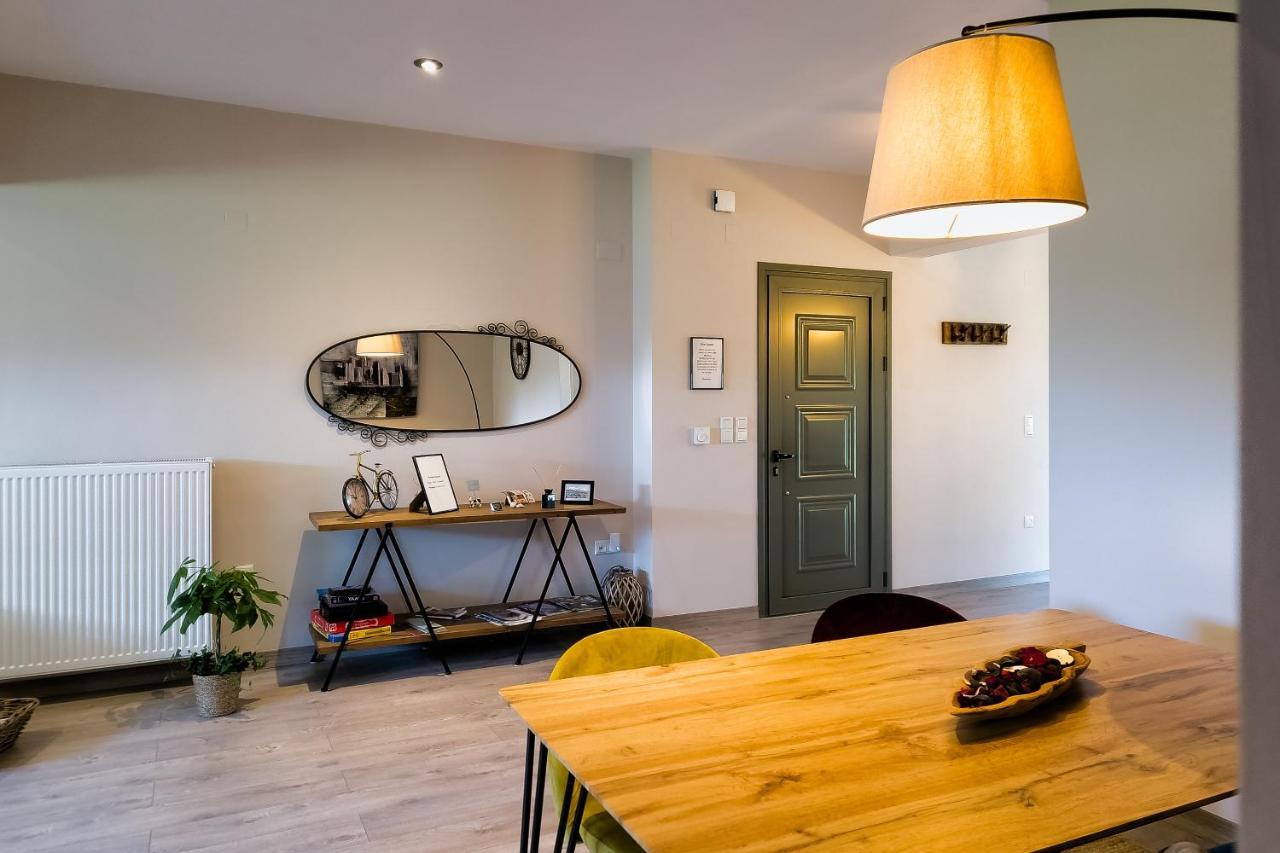 Emmy'S Guesthouse Спарти Екстериор снимка